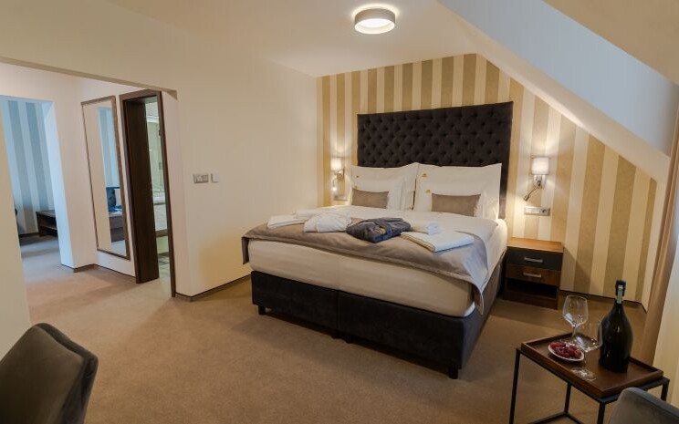 1606495411_dsc05613-hdr